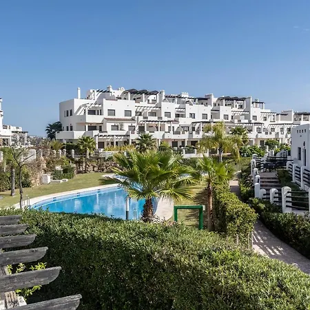 Luxe With Sea View Apartman